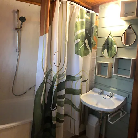 Chalet18 בקתה Rendeux